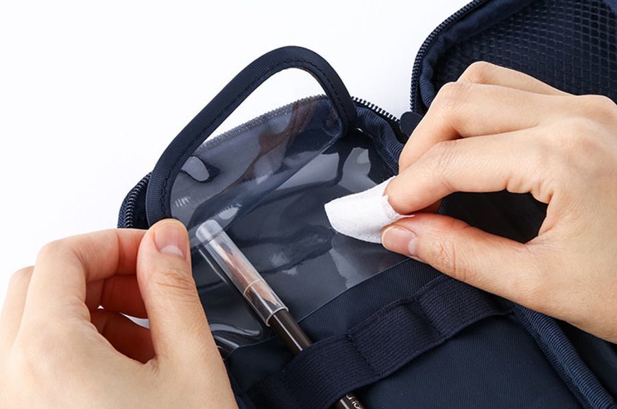 A Low Hill Brush Pouch