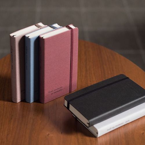 2019 Handy Making Memory Weekly Planner - Image 1