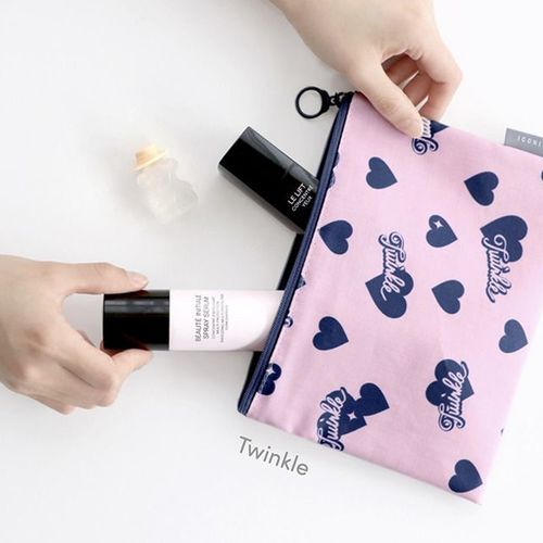 Medium Comely Water-resistant Pouch