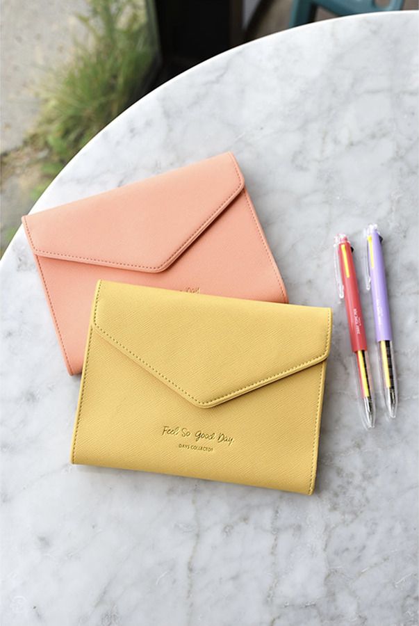 MochiThings: 2020 Leather Diary Wallet
