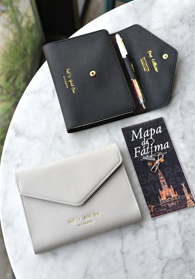 MochiThings: 2020 Leather Diary Wallet