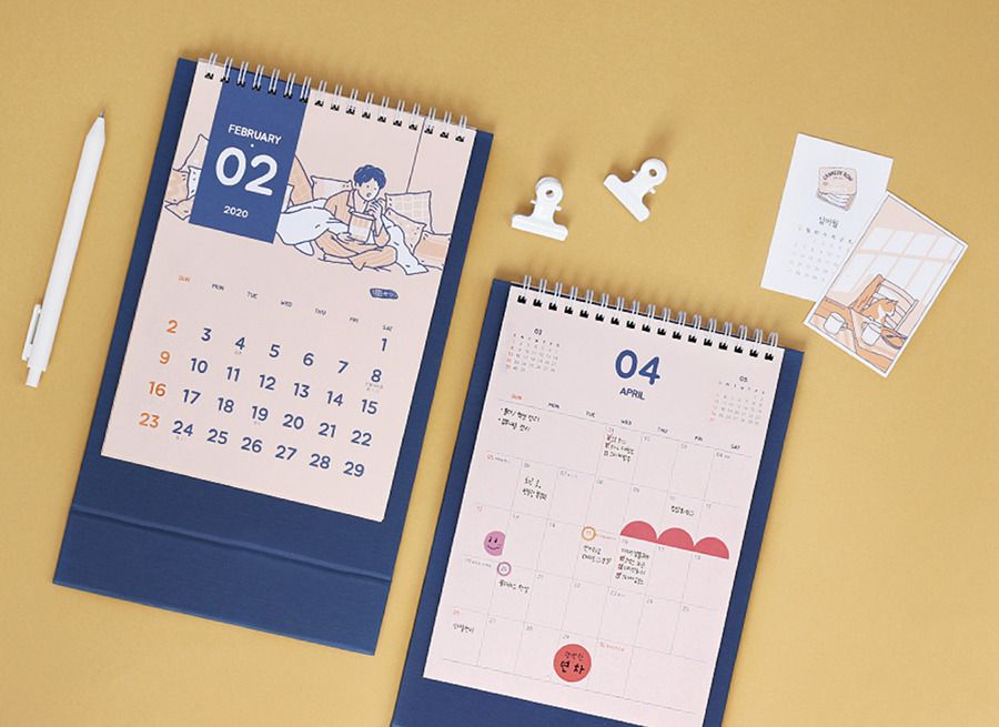 MochiThings: 2020 M Desk Calendar